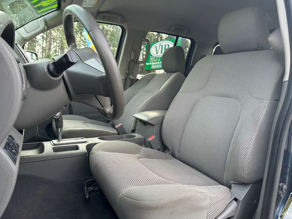 Nissan Frontier S Crew Cab 6MT 2WD 2019