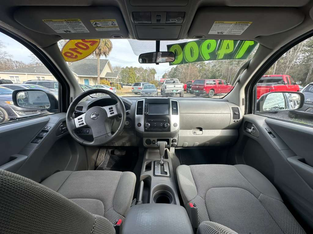 Nissan Frontier S Crew Cab 6MT 2WD 2019