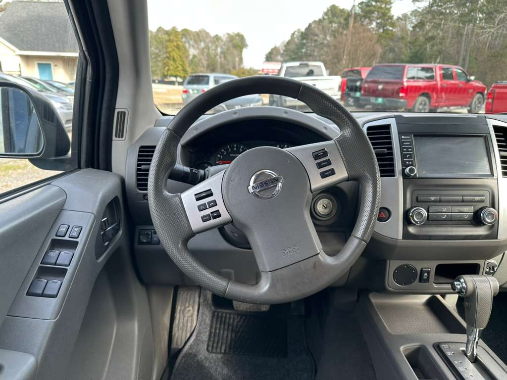 Nissan Frontier S Crew Cab 6MT 2WD 2019