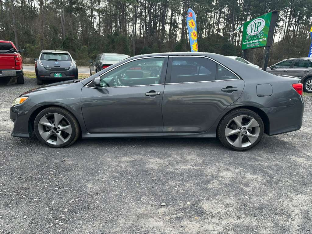 Toyota Camry XLE V6 2012