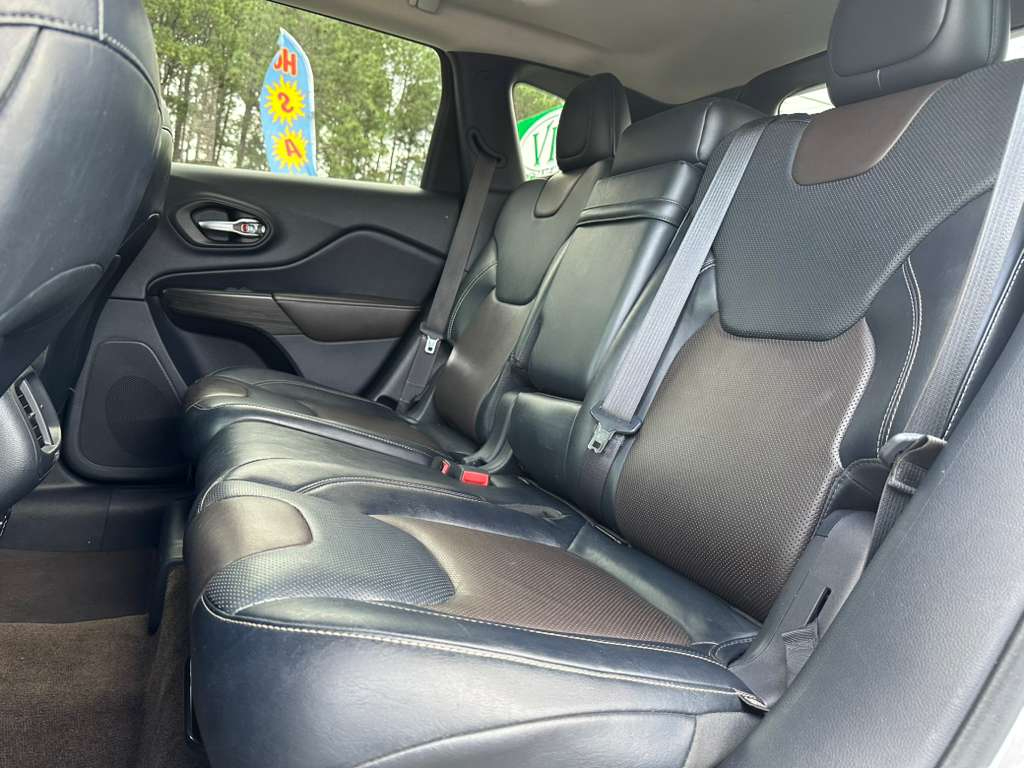 Jeep Cherokee Limited FWD 2015