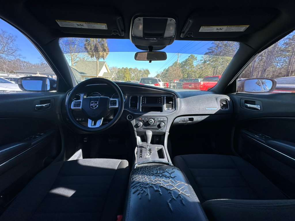 Dodge Charger SE 2014