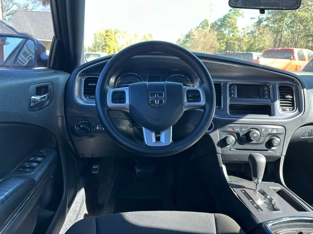 Dodge Charger SE 2014