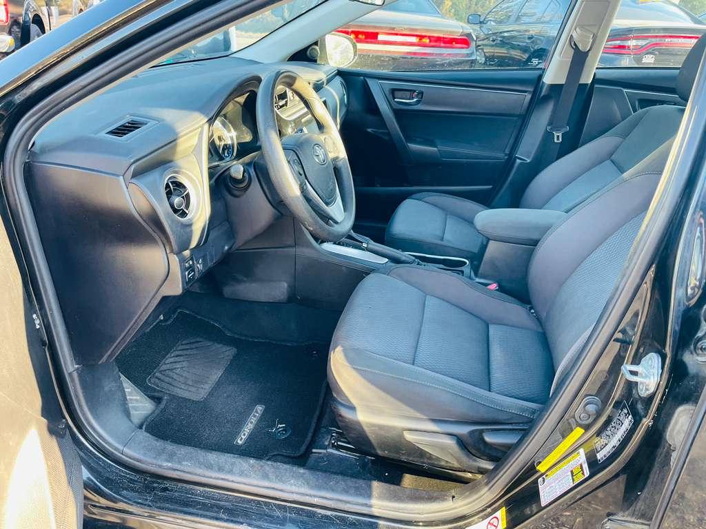 Toyota Corolla LE 2019