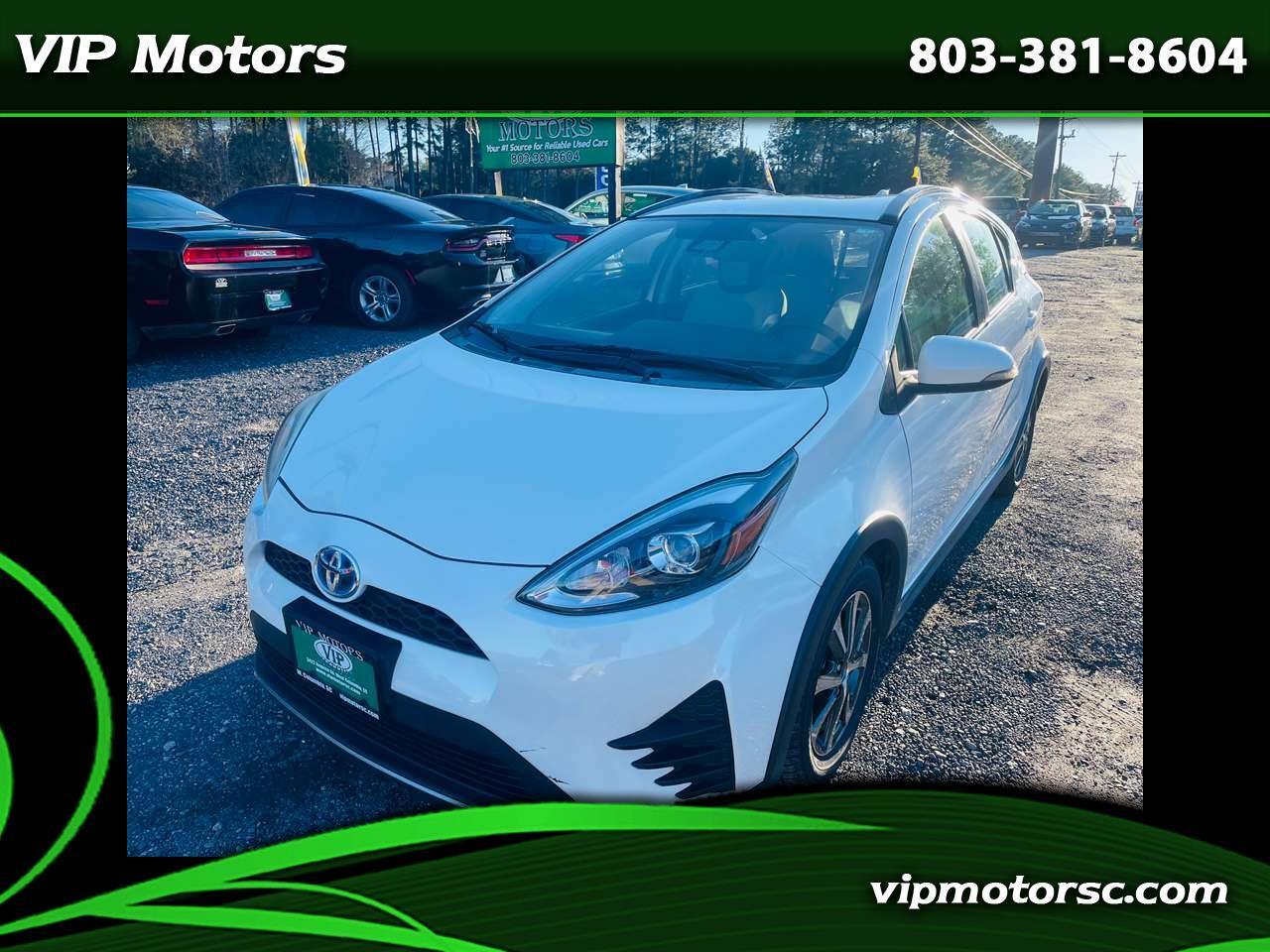 Toyota Prius c Four 2018