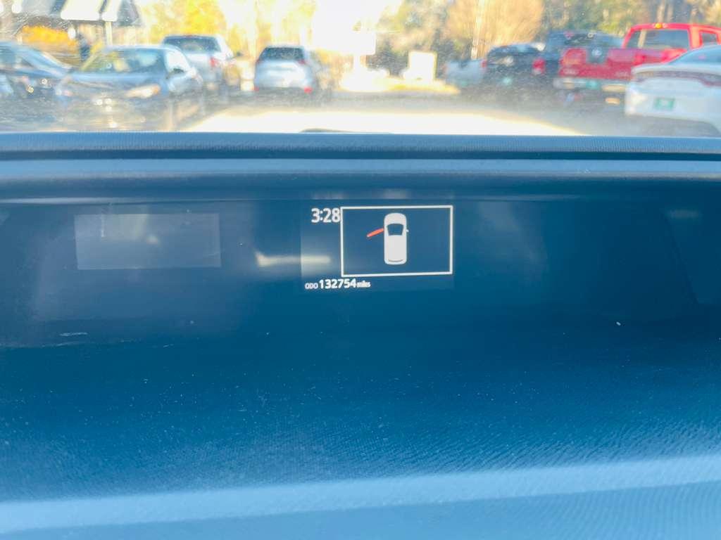 Toyota Prius c Four 2018