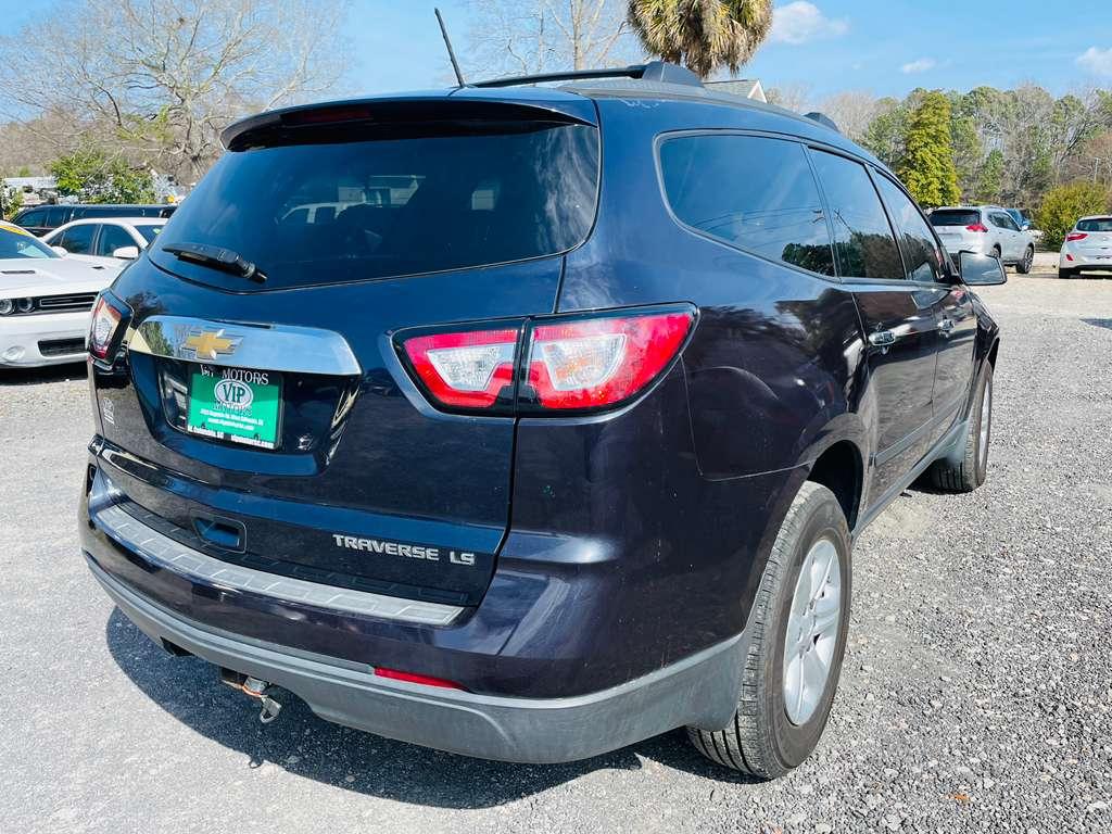 Chevrolet Traverse LS FWD w/PDC 2015