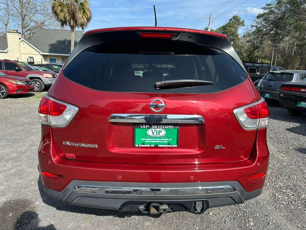 Nissan Pathfinder SL 2WD 2014