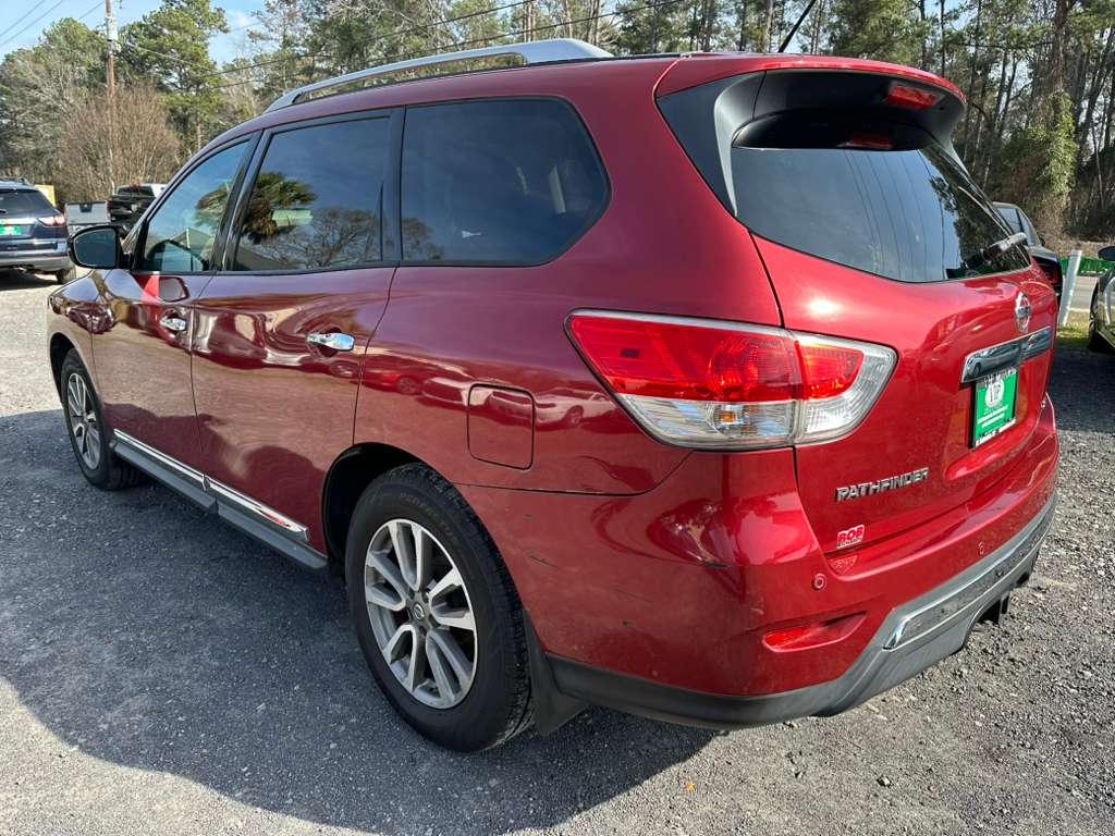 Nissan Pathfinder SL 2WD 2014