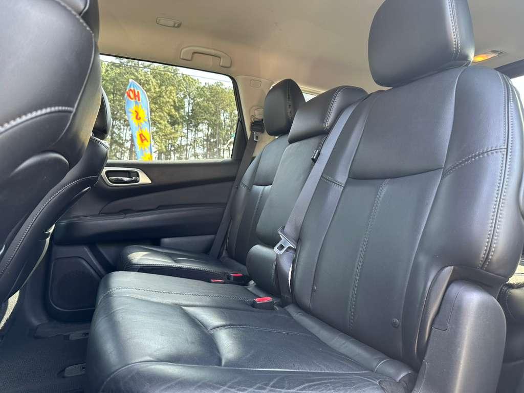 Nissan Pathfinder SL 2WD 2014