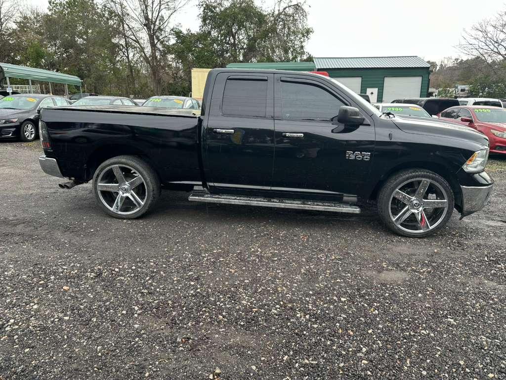 RAM 1500 SLT Quad Cab 2WD 2014