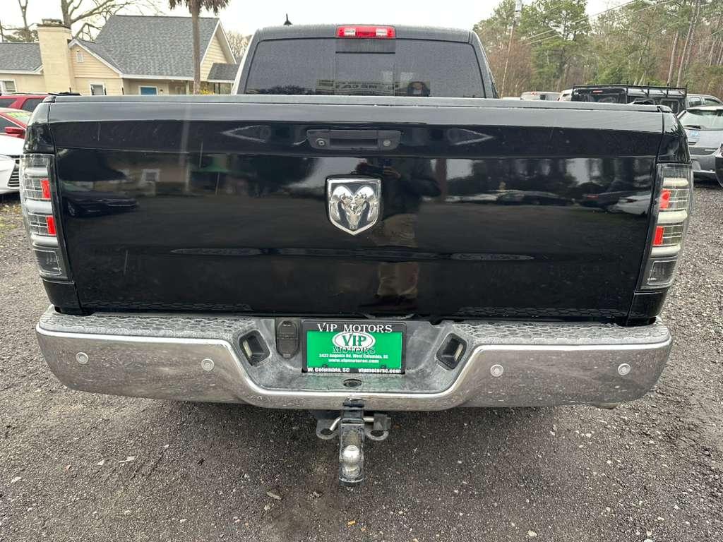 RAM 1500 SLT Quad Cab 2WD 2014