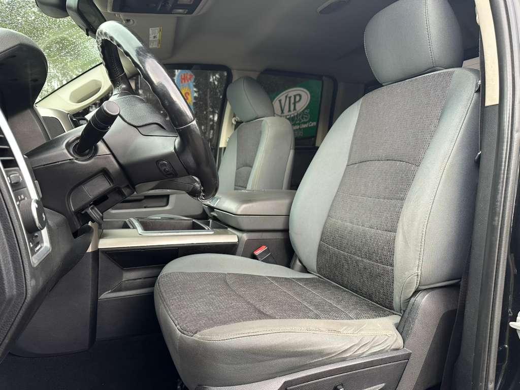 RAM 1500 SLT Quad Cab 2WD 2014
