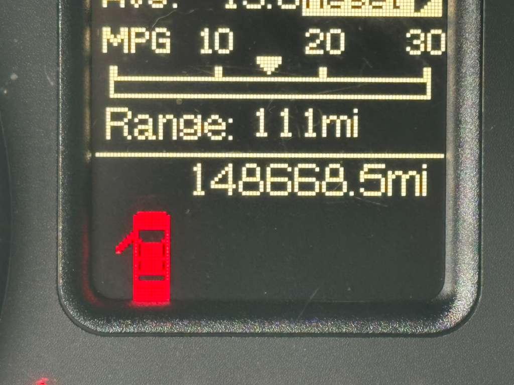 RAM 1500 SLT Quad Cab 2WD 2014