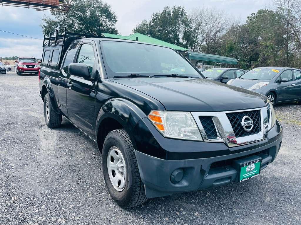 Nissan Frontier SV King Cab I4 5MT 2WD 2014