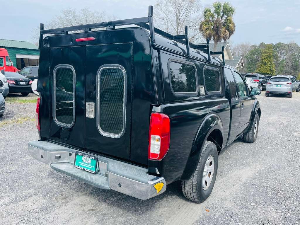 Nissan Frontier SV King Cab I4 5MT 2WD 2014