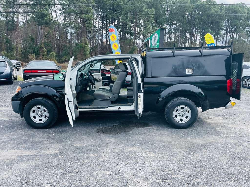 Nissan Frontier SV King Cab I4 5MT 2WD 2014