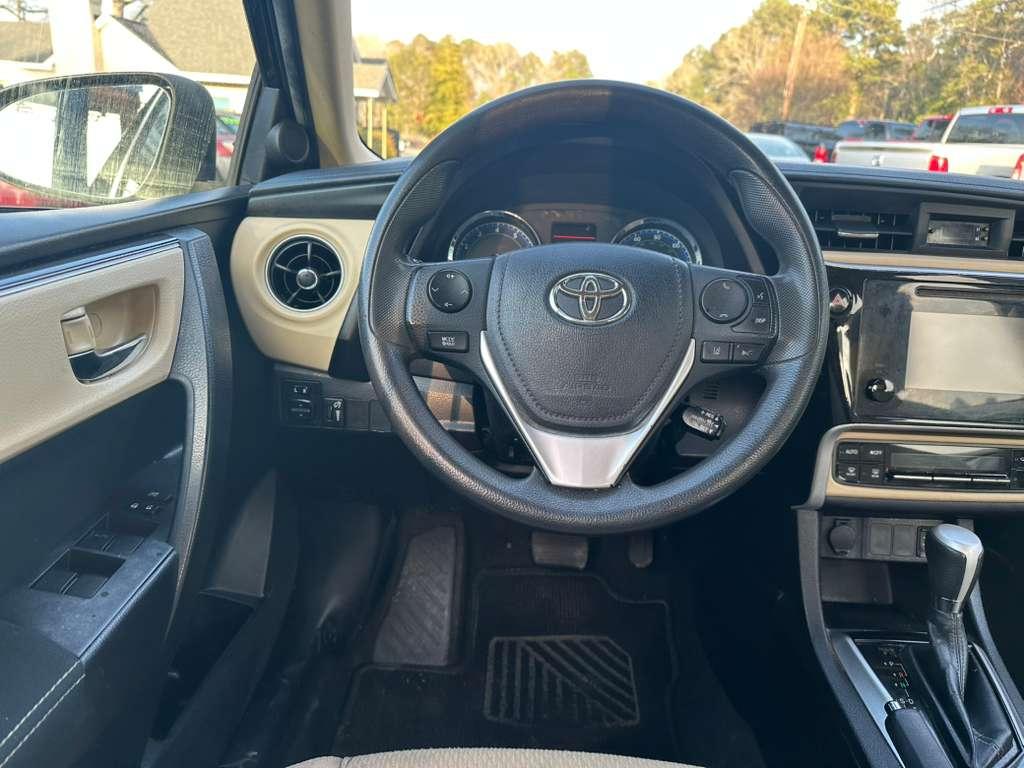 Toyota Corolla L CVT 2018