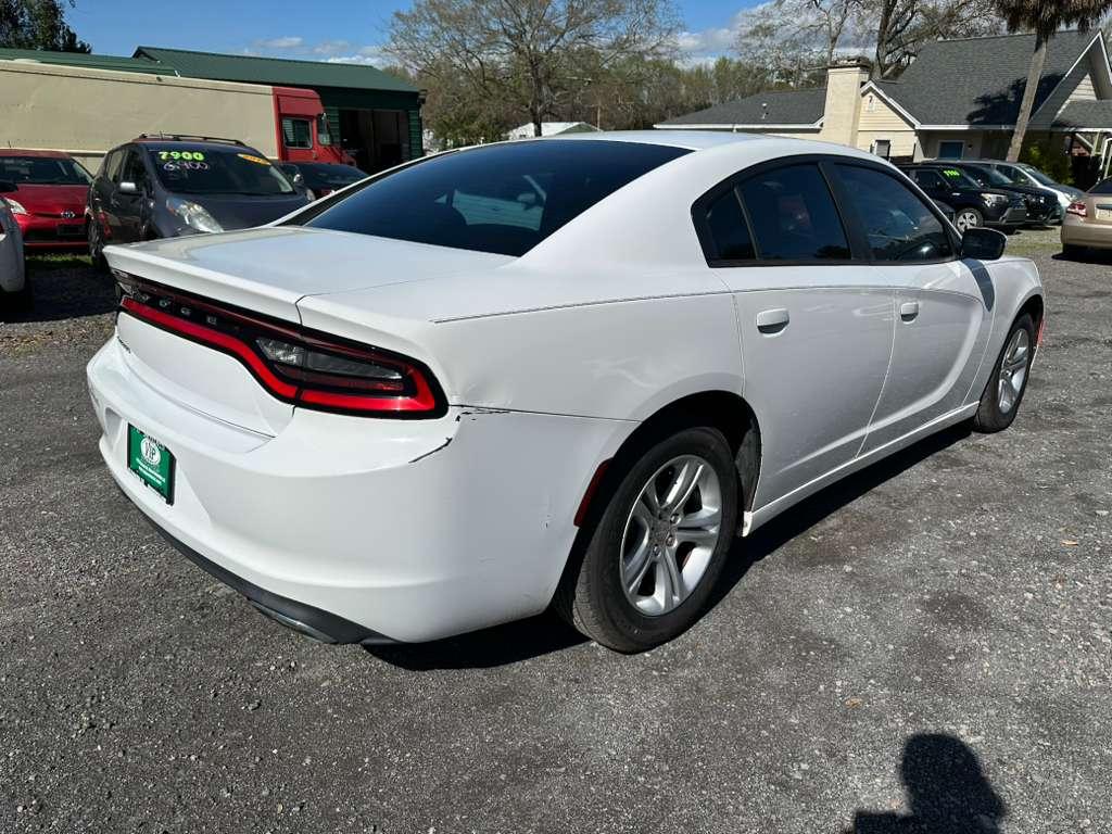Dodge Charger SE 2015
