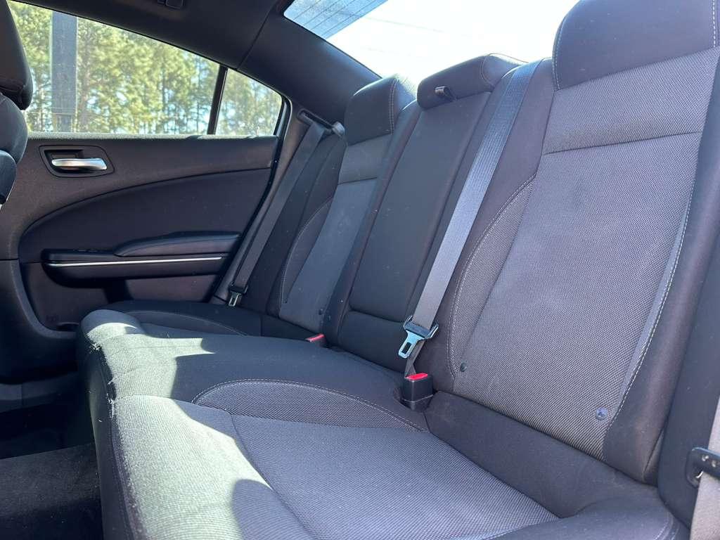 Dodge Charger SE 2015