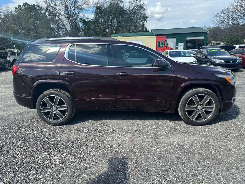 GMC Acadia Denali 2017