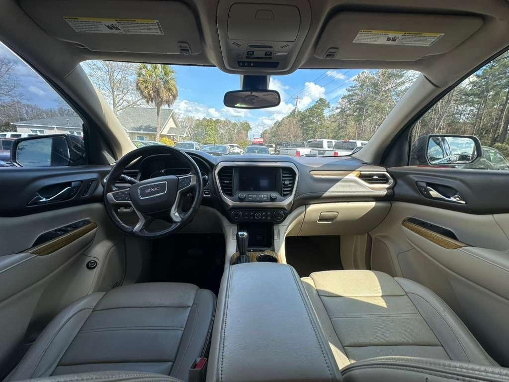 GMC Acadia Denali 2017