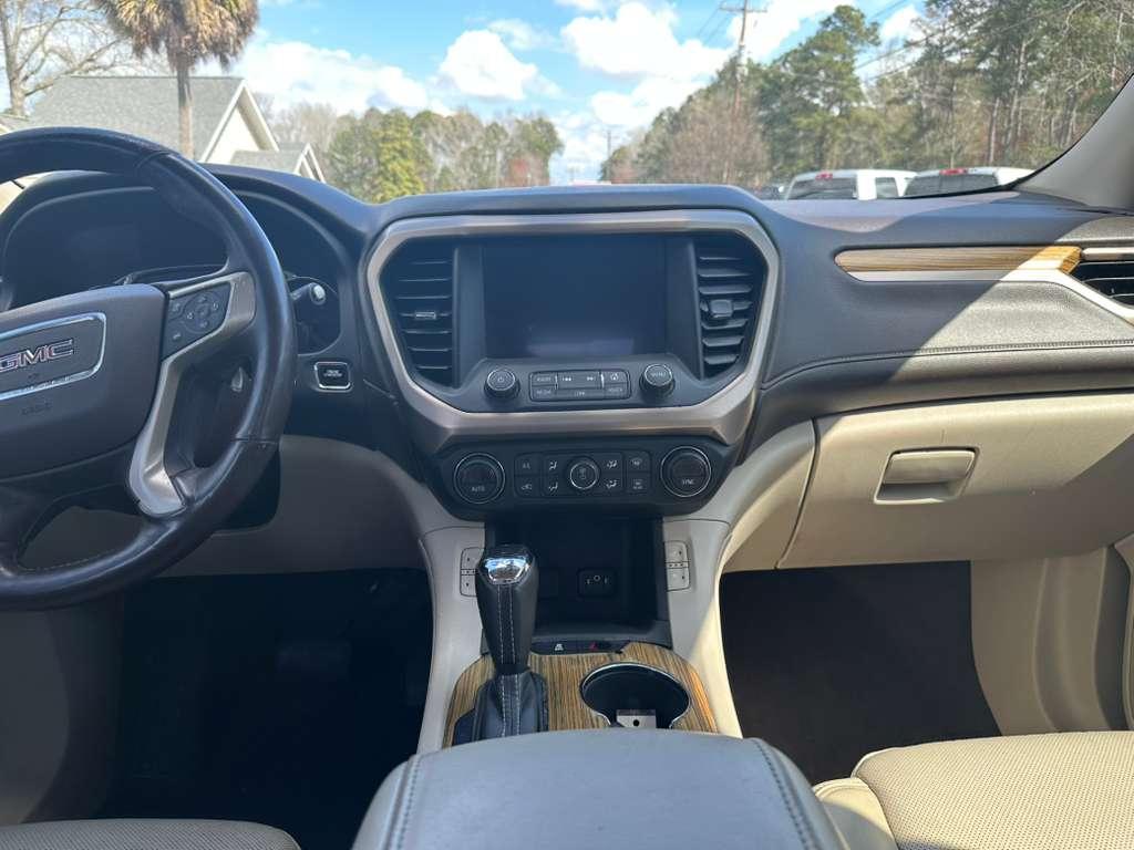 GMC Acadia Denali 2017