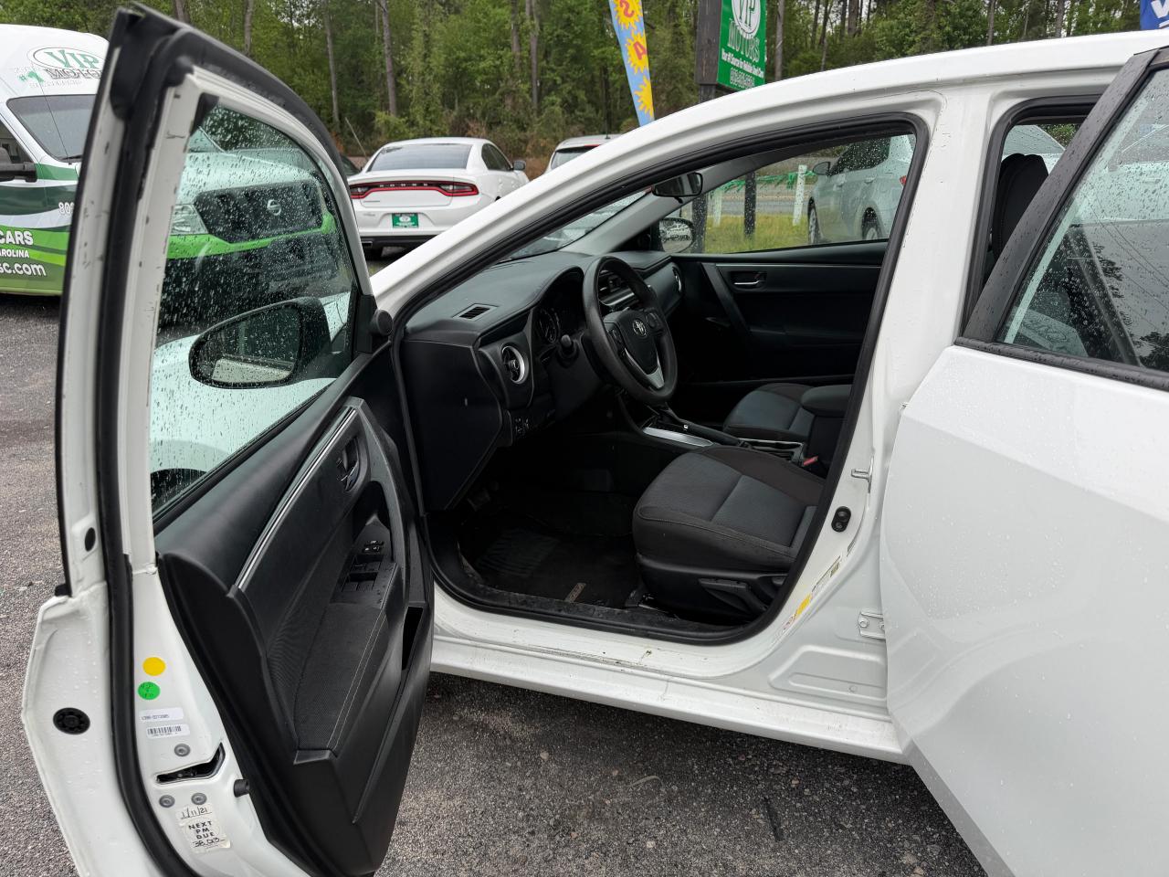 Toyota Corolla XLE CVT 2019