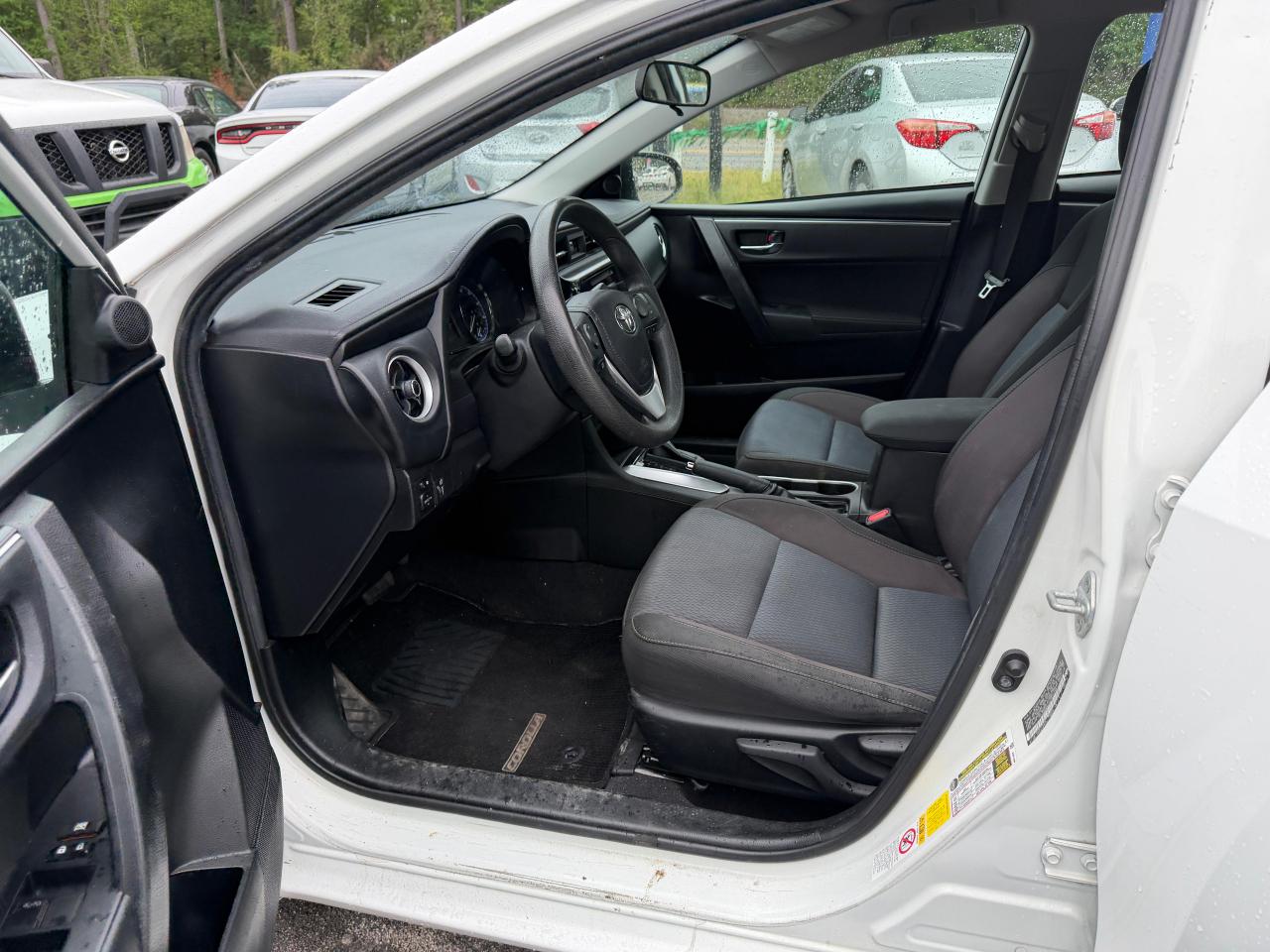 Toyota Corolla XLE CVT 2019