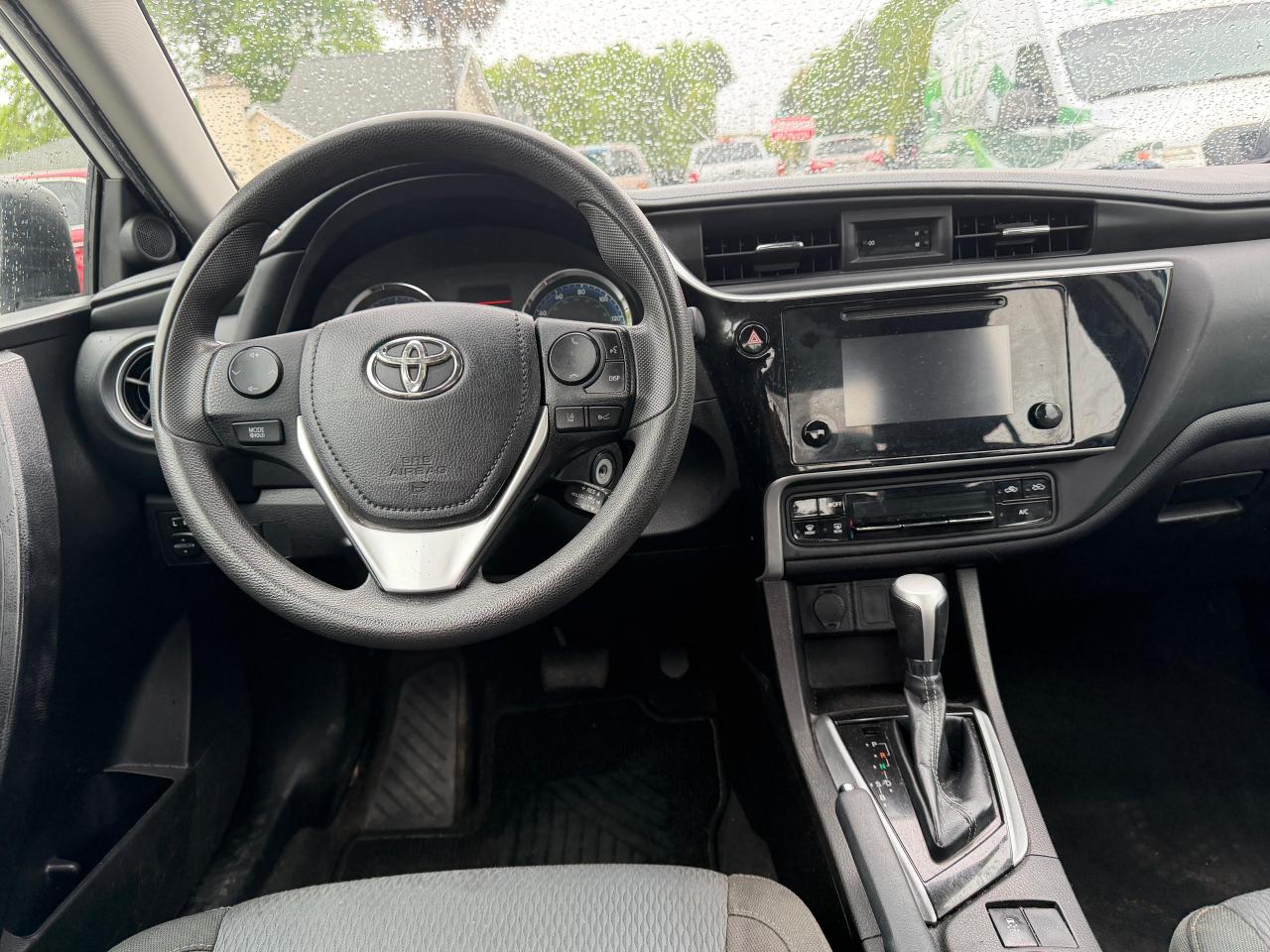 Toyota Corolla XLE CVT 2019