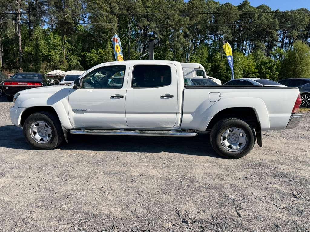 Toyota Tacoma PreRunner Double Cab Long Bed V6 2WD 2005