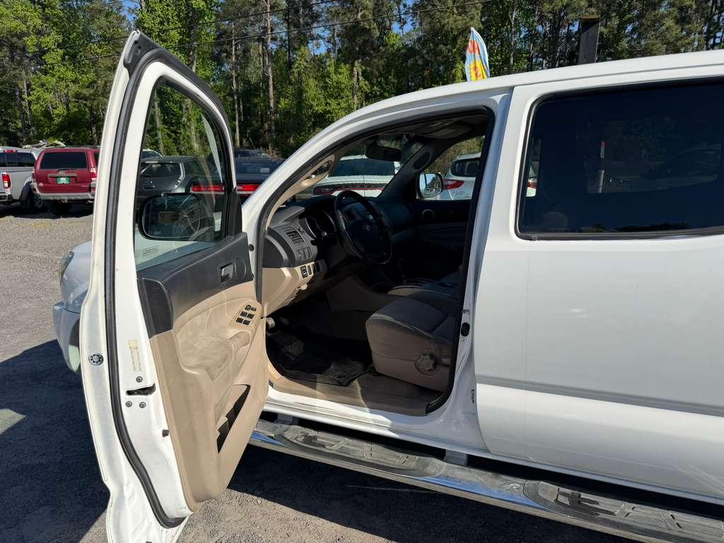 Toyota Tacoma PreRunner Double Cab Long Bed V6 2WD 2005