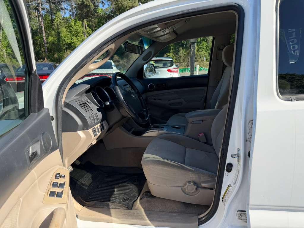 Toyota Tacoma PreRunner Double Cab Long Bed V6 2WD 2005