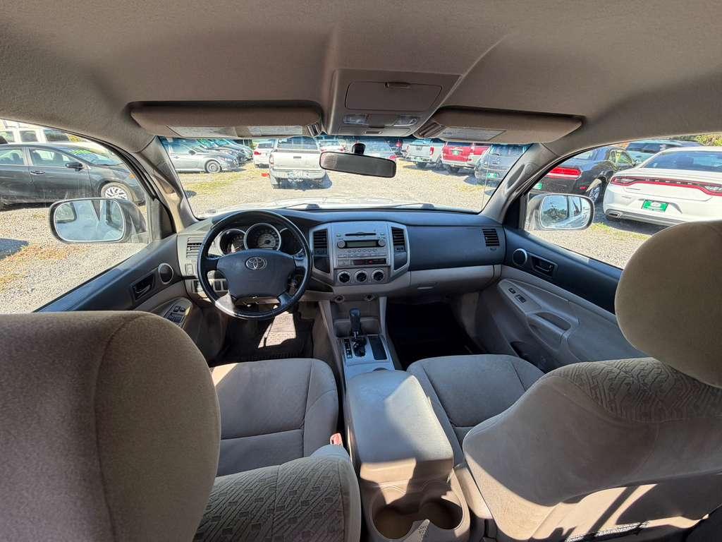 Toyota Tacoma PreRunner Double Cab Long Bed V6 2WD 2005