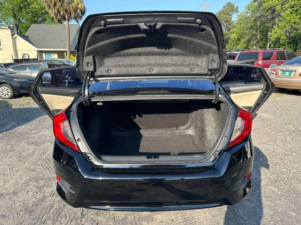 Honda Civic LX Sedan CVT 2017