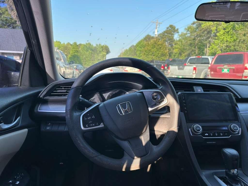 Honda Civic LX Sedan CVT 2017