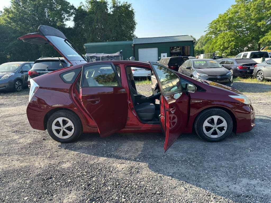 Toyota Prius Prius V 2012