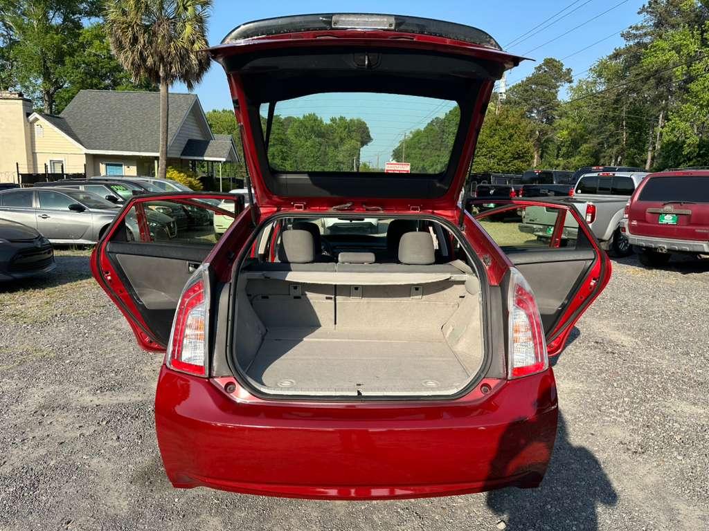 Toyota Prius Prius V 2012