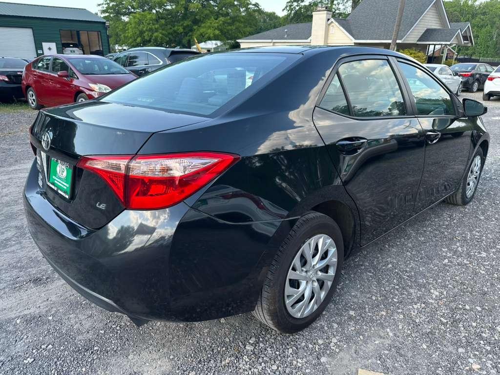 Toyota Corolla XLE CVT 2019
