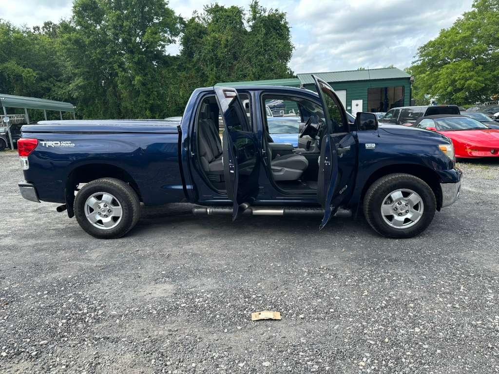 Toyota Tundra Tundra-Grade Double Cab 4.6L 4WD 2012