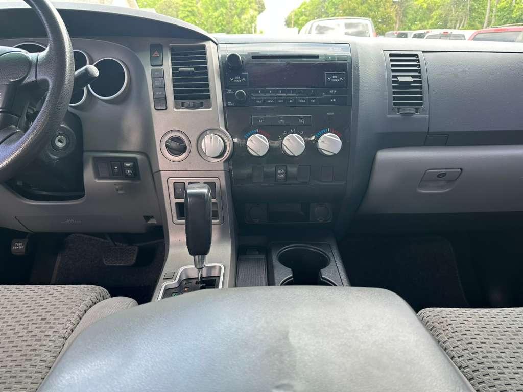 Toyota Tundra Tundra-Grade Double Cab 4.6L 4WD 2012