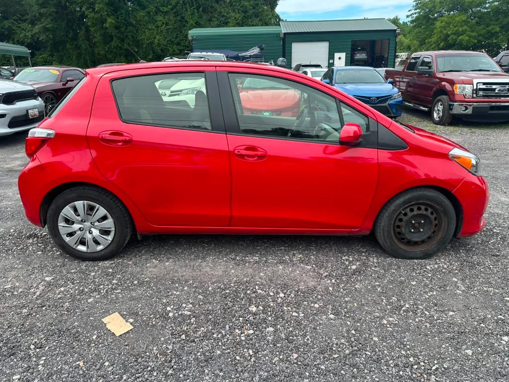 Toyota Yaris L 5-Door AT 2014