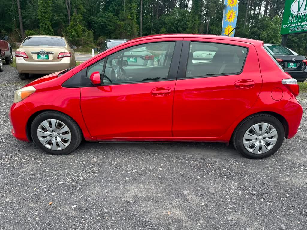 Toyota Yaris L 5-Door AT 2014
