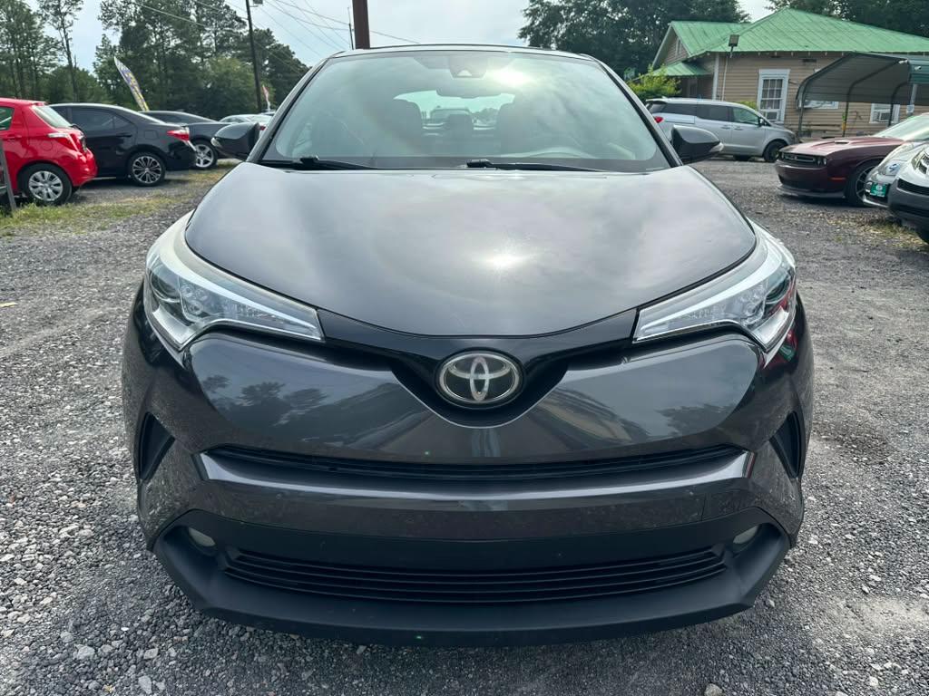 Toyota C-HR XLE 2018