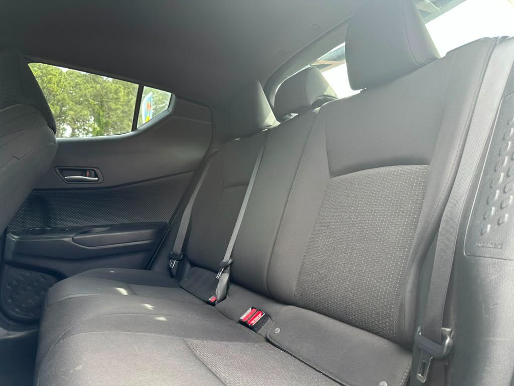 Toyota C-HR XLE 2018