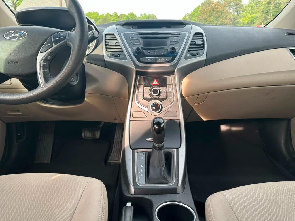 Hyundai Elantra Limited 2014