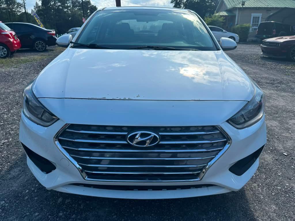Hyundai Accent SEL 4-Door 6A 2019