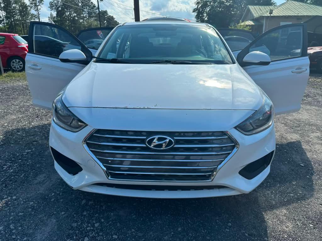 Hyundai Accent SEL 4-Door 6A 2019