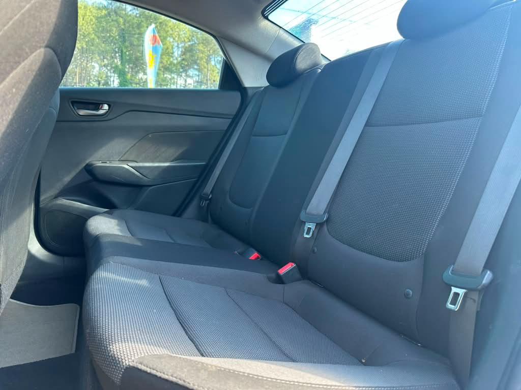 Hyundai Accent SEL 4-Door 6A 2019