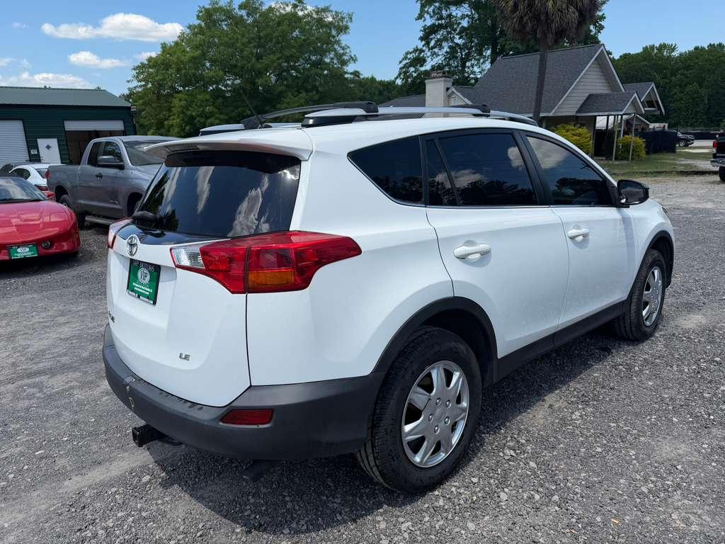 Toyota RAV4 LE FWD 2014